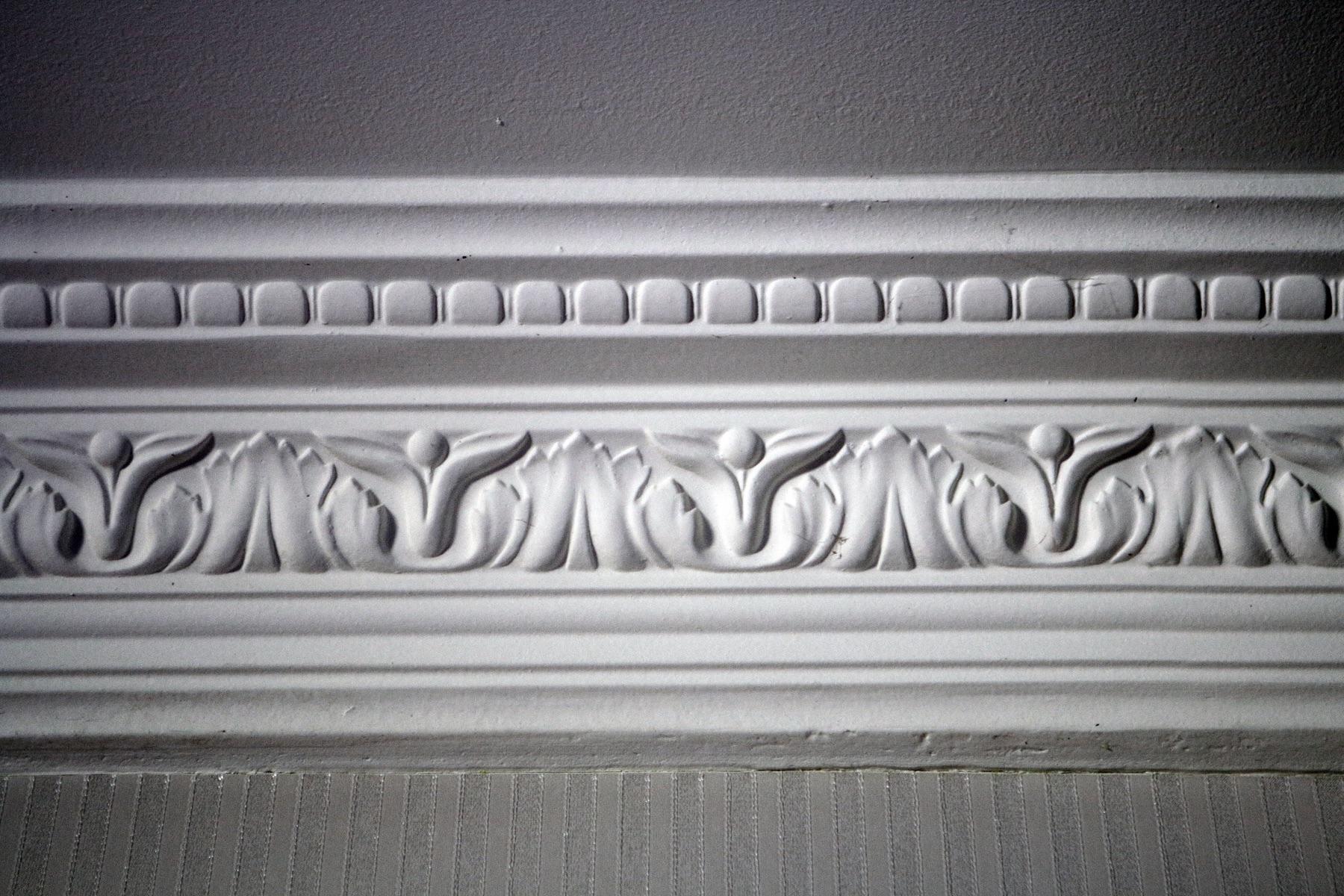 Decorative plaster cornice — DeCorGips