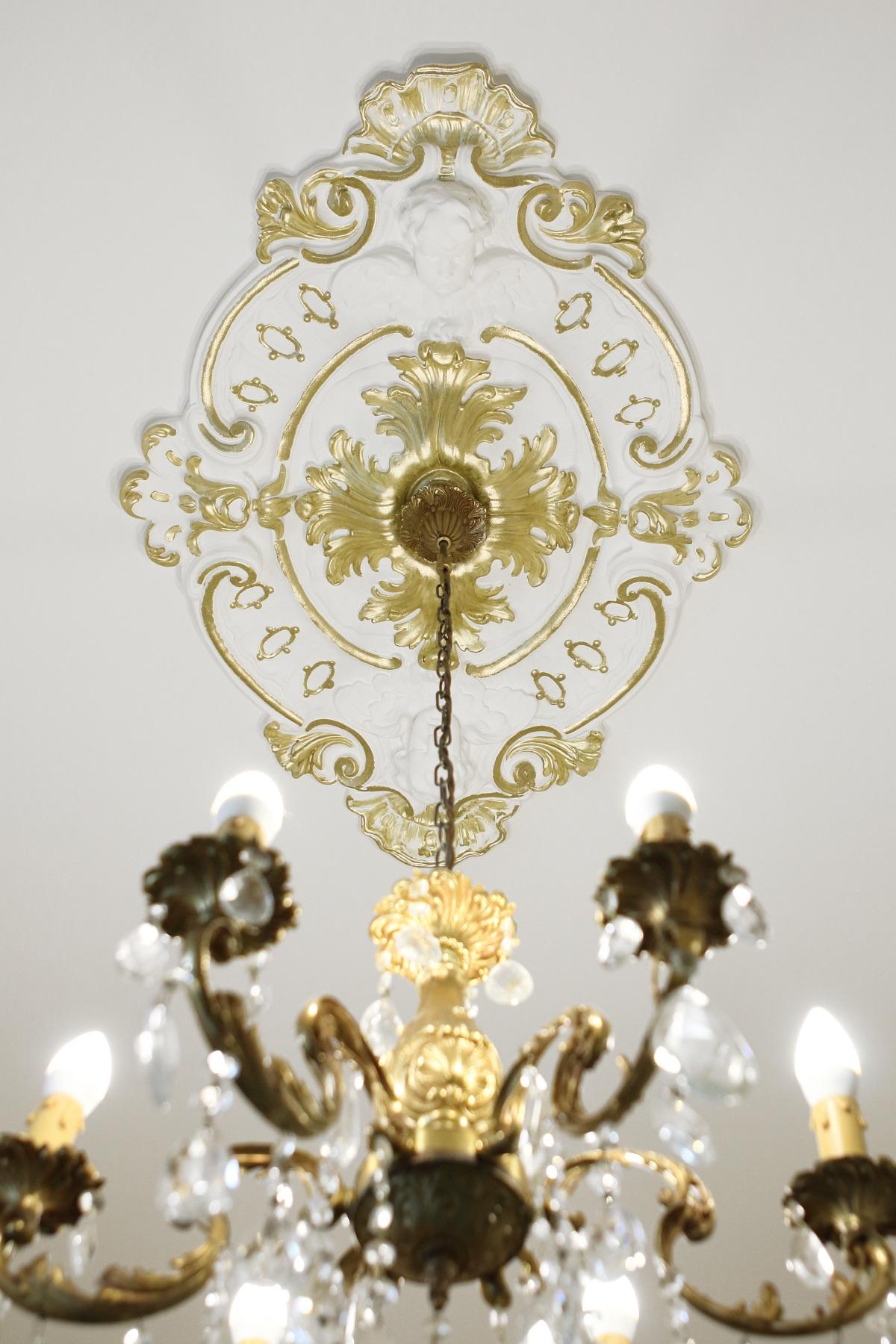 Plaster ceiling rosette — DeCorGips