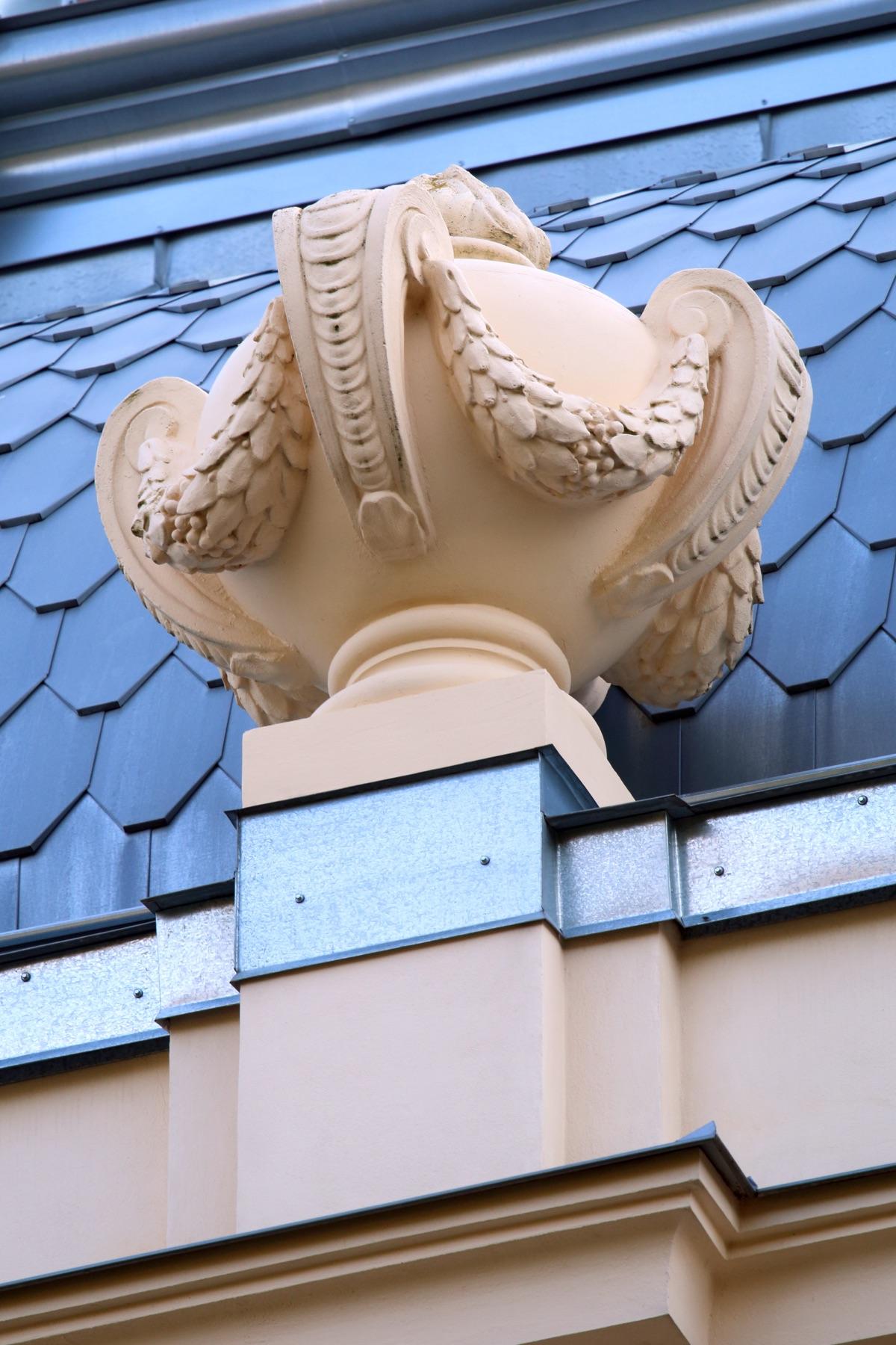 Plaster façade element — DeCorGips