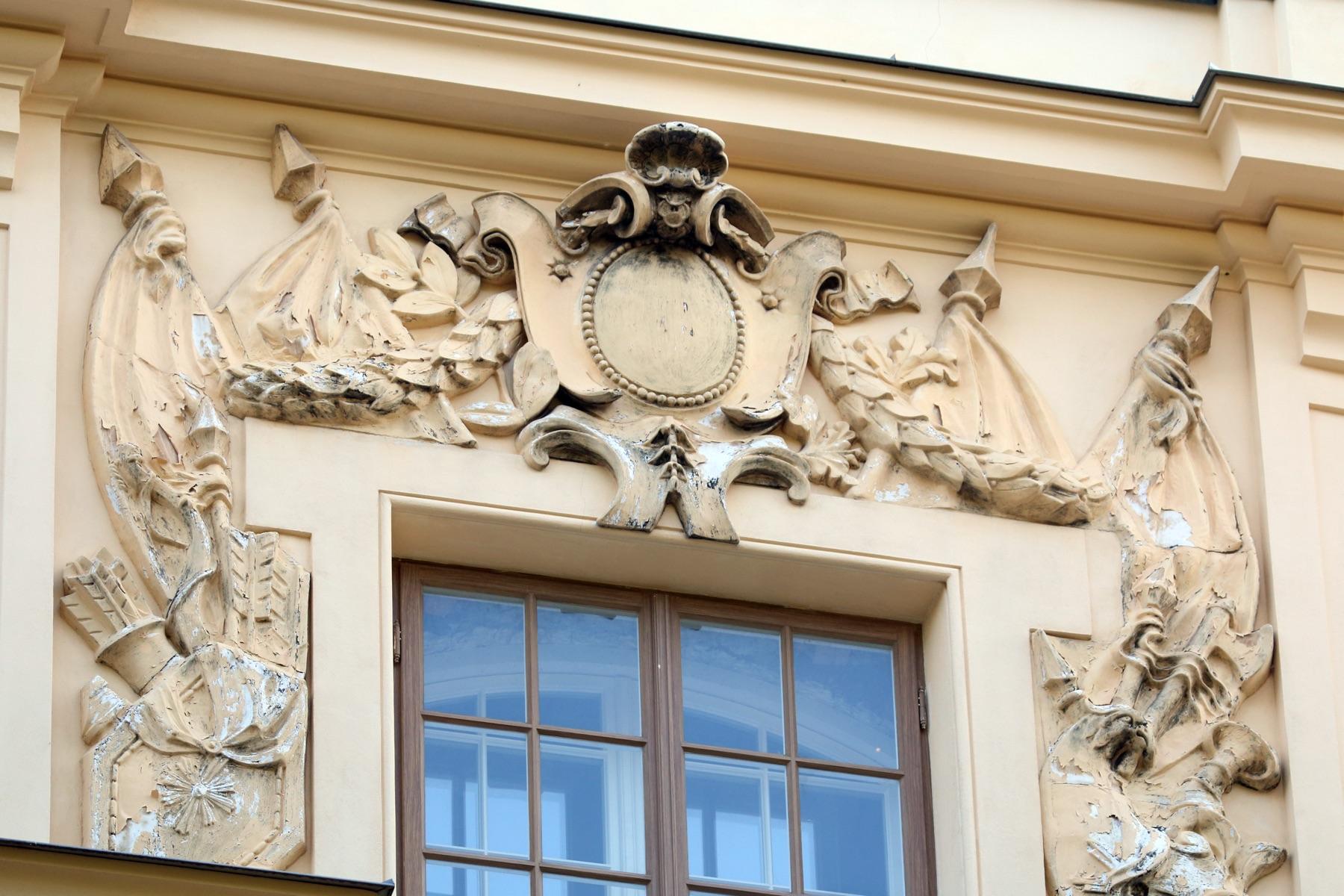 Decorative plaster element — DeCorGips